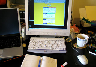 desk_top.jpg