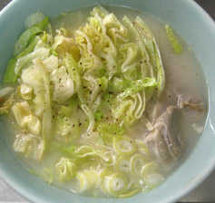 レタスラーメン(塩とんこつベース)